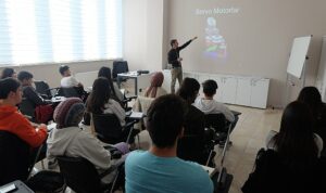 gencler-icin-pilotluk-egitimleri-basliyor-UAfNgHL2.jpg