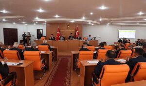 karaman-belediye-meclisi-yeni-donemin-ilk-toplantisini-yapti-aVFEauLV.jpg