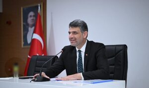 kartepe-belediyesi-yeni-donemin-ilk-meclisi-olan-nisan-ayi-olagan-meclis-toplantisi-kartepe-belediye-HlSfB4bE.jpg
