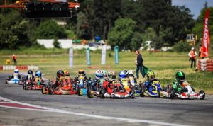 karting-sezonuna-coskulu-acilis-jNNipaF6.jpg