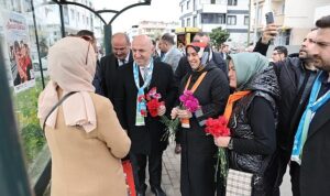 kocaeli-teskilatlari-buyuk-mitinge-davet-icin-sahadaydi-ggVj5uS9.jpg