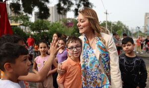konakin-parklarinda-23-nisan-coskusu-7jsuzBZE.jpg