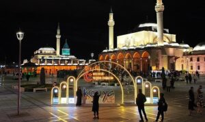konya-buyuksehirin-isikli-taglari-sehrin-ramazan-coskusuna-katki-yapiyor-Dh4X9tK6.jpg
