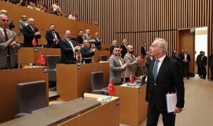 kucukcekmece-belediye-meclisinde-2023-yili-faaliyet-raporu-kabul-edildi-fzmZhWcT.jpg
