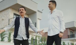 mehmet-caglar-ve-latif-dogandan-yilin-dueti-cal-cal-oyna-altin-kemer-1VAYj5R7.jpg