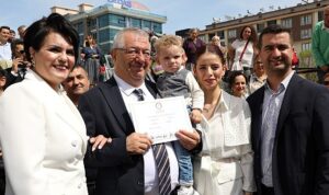mehmet-ertas-mazbatasini-aldi-g4dqcjpI.jpg