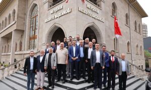 nevsehir-belediye-baskani-rasim-ari-31-mart-mahalli-idareler-secimlerinin-ardindan-gorevlerini-surduren-ve-lVIPfizA.jpg