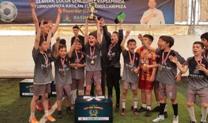 nevsehir-belediyesi-tarafindan-duzenlenen-ilkokullar-arasi-23-nisan-hali-saha-futbol-turnuvasinda-sampiyon-necip-FZN4q2Ed.jpg