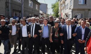 osmangazide-koy-dugunu-gelenegi-yasatildi-di5BXHyt.jpg