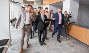 soyer-gogsumuzu-gere-gere-turist-agirlayacagiz-CQmGquJk.jpg