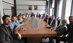 stklardan-baskan-ariya-hayirli-olsun-ziyareti-aU1DZ4KV.jpg