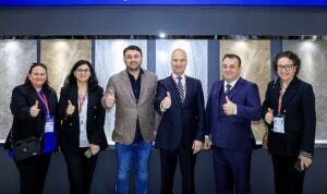turk-dogal-tas-ihracatcilari-cinden-basariyla-dondu-GlkJ6fLt.jpg