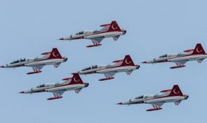 turk-yildizlari-23-nisanda-antalyada-tcmMVh7w.jpg