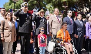 ulu-onder-mustafa-kemal-ataturkun-seferihisara-gelisinin-90-yil-donumu-buyuk-coskuyla-kutlandi-rc5CE2aD.jpg