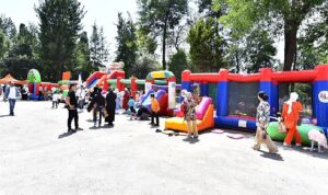 19-mayis-coskusu-kenti-sardi-genclik-bayraminda-cocuklar-da-doyasiya-eglendi-9h8bqE1Q.jpg