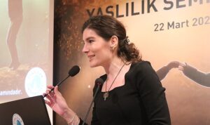 aktif-bir-yasam-tarzi-bilissel-yaslanmayi-ve-demansi-oteliyor-59TFChIc.jpg