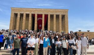 antalya-buyuksehir-belediyesinden-19-mayista-genclere-anlamli-hediye-vp8CCgfO.jpg