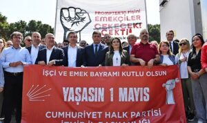 baskan-tugay-emekcilerin-1-mayis-coskusuna-ortak-oldu-xH9s5QnC.jpg