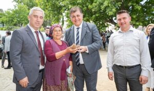 baskan-tugaydan-bergamada-altin-madenine-karsi-birlik-mesaji-hepimizin-mucadele-etmesi-gerek-ueTC8sNc.jpg