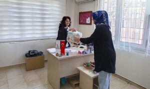 bayraklida-8-bin-500-haneye-51-bin-hijyen-paketi-MVpsSRTX.jpg