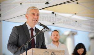 bergama-47-grup-psikoterapi-kongresine-ev-sagipligi-yapiyor-LR9lgrya.jpg
