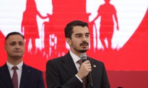 cankaya-belediye-baskani-huseyin-can-guner-engelsiz-yarinlar-bulusmasina-katildi-jNSuwsuq.jpg