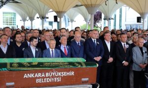 cankaya-belediyesinde-2014-2024-yillari-arasinda-baskan-yardimciligi-gorevi-yapan-gulsun-bor-son-yolculuguna-ugurlandi-yDyE6FQf.jpg