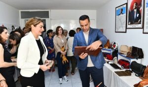 ciglili-kadin-kursiyerlerin-el-emegi-urunleri-gorucuye-cikti-YYQje3MK.jpg