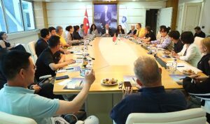cin-heyetinden-antalya-buyuksehir-belediyesine-ziyaret-TmPYddOc.jpg