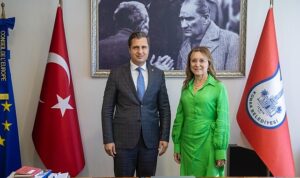 deniz-yucelden-baskan-mutluya-tebrik-ziyareti-xOaNr3I2.jpg