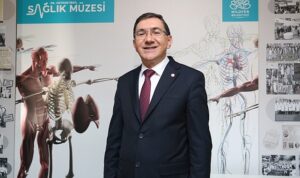 eczacilar-nilufer-belediyesi-dr-ceyhun-irgil-saglik-muzesinde-bulustu-LFOTQx5T.jpg