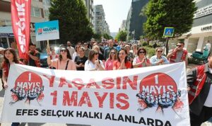 efes-selcuk-belediye-baskani-filiz-ceritoglu-sengel-izmirde-duzenlenen-1-mayis-emek-ve-dayanisma-zOXp2BUR.jpg