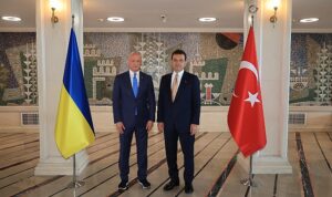 ekrem-imamoglu-odessa-kentinin-belediye-baskani-gennadiy-trukhanoyu-makaminda-agirladi-4KpGs6Dp.jpg