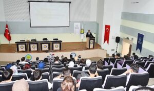 harranup-girisimcilik-konferansi-iste-liderlik-ve-gelecegin-kariyer-firsatlari-motivasyon-semineri-duzenlendi-GIsaQIcl.jpg