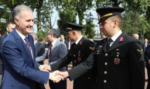 inegolde-19-mayis-coskuyla-kutlandi-4WRS1X3f.jpg
