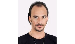 istanbul-buyuksehir-belediyesi-sehir-tiyatrolari-sanatcisi-oguzboy-vedat-sahini-kaybetmenin-derin-uzuntusunu-yasiyor-VaLzKQLu.jpg