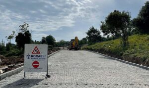karamursel-kayacik-mahallesine-parke-yol-I9negUDO.jpg