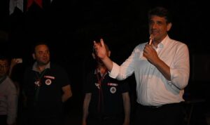 kartepe-belediye-baskani-avmmustafa-kocaman-kartepe-belediyespor-izcilerinin-kampina-katildi-kZihq2pe.jpg