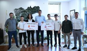 kartepe-belediyesi-genc-akademi-ogrencileri-itu-robot-olimpiyatlarinda-birincilik-elde-ederek-buyuk-bir-basariya-ys6GUlVA.jpg