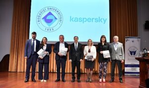 kaspersky-istanbul-seffaflik-merkezini-acti-ve-bogazici-universitesi-ile-mutabakat-anlasmasi-imzaladi-qXlZYA12.jpg