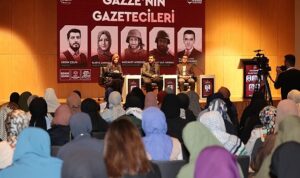 konya-buyuksehir-catisi-altindaki-kudus-calisma-grubu-gazzenin-gazetecileri-konferansi-duzenledi-WrPSUSTu.jpg