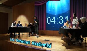 lise-medeniyet-akademilerinde-ucuncu-geleneksel-munazara-yarismasi-tamamlandi-iQtcl3q7.jpg