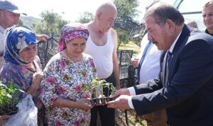 milas-belediyesi-ureticilerin-yaninda-olmaya-devam-ediyor-Ies6APiH.jpg