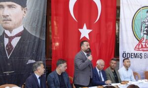odemis-belediye-emekcilerine-bayram-hediyesi-dY1t3tnZ.jpg