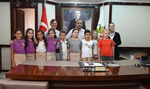 ogrenciler-yerel-yonetimler-dersi-icin-kemer-belediyesinde-ByGe3Xig.jpg