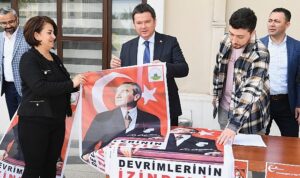 osmangazi-ata-posterleri-ile-donatiliyor-sVeBsO4A.jpg