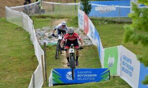 sakarya-bike-fest-kapsaminda-uci-xce-world-cup-heyecani-yasandi-dGYFfg3U.jpg