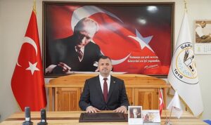 saray-belediye-baskani-abdul-tasyasan-saray-belediyesinde-calisan-kiz-kardesi-ozlem-tasyasani-isten-cikardi-lNBDkQRX.jpg