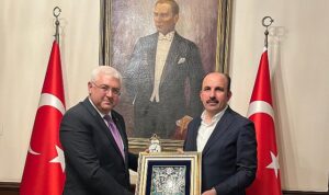 turk-dunyasi-belediyeler-birligi-tdbb-baskani-altay-gonul-cografyamizdaki-soydaslarimizla-kardeslik-hukukunu-daha-da-K41JHb1F.jpg