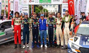 yesil-bursa-rallisinde-nefes-kesen-mucadele-iKdX7eUa.jpg